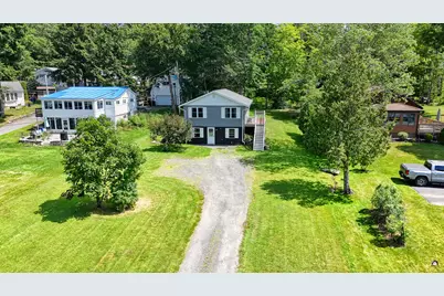 147 Memorial Drive, Winthrop, ME 04364 - Photo 6