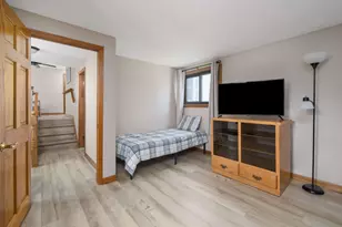35 Beacon St, York, ME 03909 - Photo 14