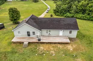 79 Bean St, Turner, ME 04282 - Photo 8