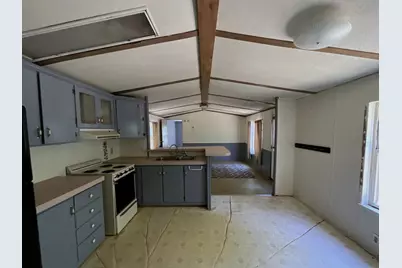 749 S Rumford Road, Rumford, ME 04276 - Photo 10