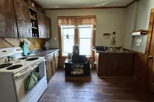 131 Penobscot St, Rumford, ME 04276 - Photo 10