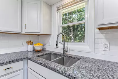 6 Castle Terrace, Scarborough, ME 04074 - Photo 10