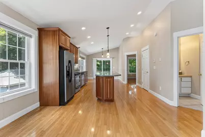 49 Oakdale Avenue, South Portland, ME 04106 - Photo 8