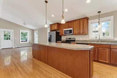 49 Oakdale Avenue, South Portland, ME 04106 - Photo 10