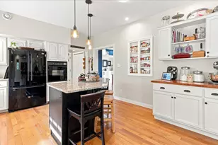 36 Peacedale Dr, Northport, ME 04849 - Photo 10
