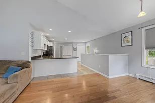 129 Mayberry Rd, Gray, ME 04039 - Photo 10