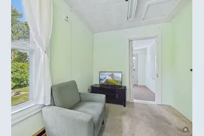1 Columbia Road, Waterville, ME 04901 - Photo 16