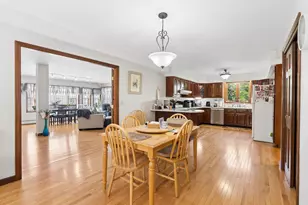 419 Falmouth Rd, Falmouth, ME 04105 - Photo 6