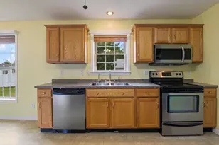 72 Glen St, Augusta, ME 04330 - Photo 8