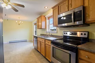 72 Glen Street, Augusta, ME 04330 - Photo 10