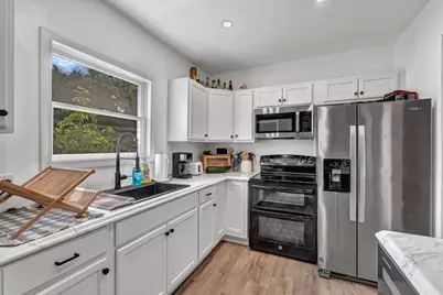 227 Bates Street, Pittsfield, ME 04967 - Photo 28