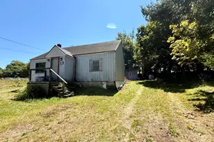 10 Dresner St, Eastport, ME 04631 - Photo 18
