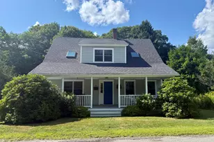 15 Grove St, Camden, ME 04843 - Photo 2