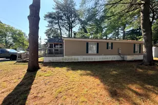 39 Theodore Dr, Brunswick, ME 04011 - Photo 4