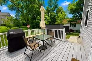 7 Sawyer St, Saco, ME 04072 - Photo 4