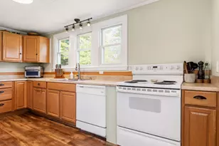 21 Berry Ave, Portland, ME 04103 - Photo 12