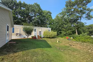 30 Hilltop Ct, Turner, ME 04282 - Photo 2