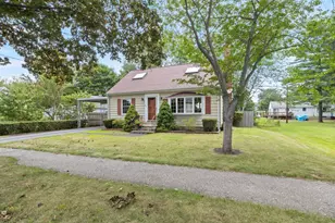 103 W Commonwealth Dr, Portland, ME 04103 - Photo 1