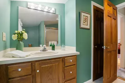 103 W Commonwealth Drive, Portland, ME 04103 - Photo 16