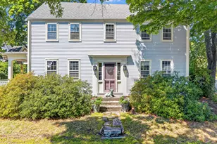 62 Pleasant St, Wiscasset, ME 04578 - Photo 2
