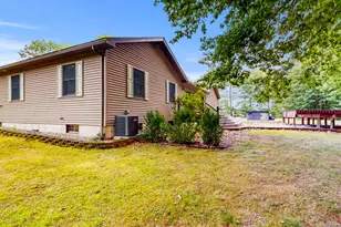 5 Acorn Ln, Lewiston, ME 04240 - Photo 6