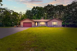 5 Acorn Ln, Lewiston, ME 04240 - Photo 2