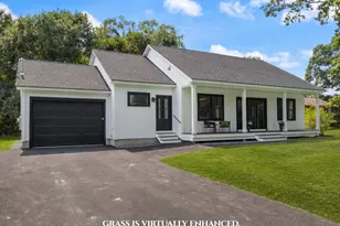 35 Leach Rd, Kittery, ME 03904 - Photo 1