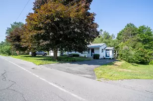 192 Central St, Bucksport, ME 04416 - Photo 2