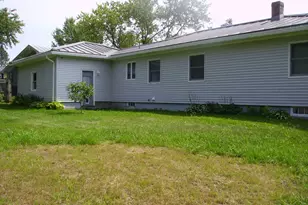 17 Helen St, Winslow, ME 04901 - Photo 2