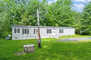 431 Juniper Ln S, Sidney, ME 04330 - Photo 4