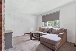 185 Dunnell Rd, Buxton, ME 04093 - Photo 10
