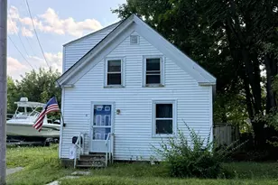 32 Warren St, Rockland, ME 04841 - Photo 4