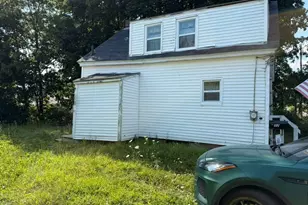 32 Warren St, Rockland, ME 04841 - Photo 4