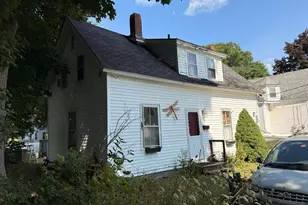 29 Warren St, Rockland, ME 04841 - Photo 4