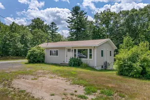 874 Sanford Rd, Wells, ME 04090 - Photo 1