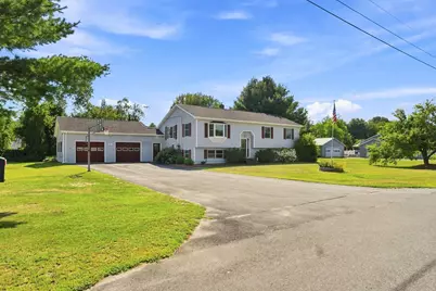 23 Robin Court, Skowhegan, ME 04976 - Photo 4