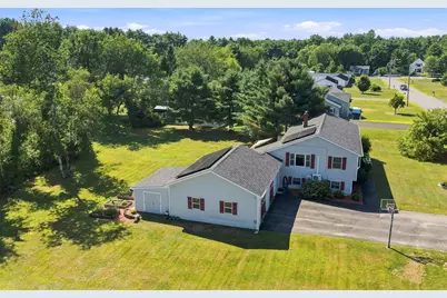 23 Robin Court, Skowhegan, ME 04976 - Photo 12