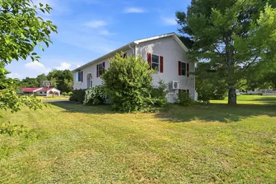 23 Robin Court, Skowhegan, ME 04976 - Photo 10