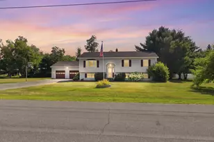 23 Robin Ct, Skowhegan, ME 04976 - Photo 1