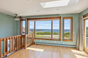 25 Peabbles Cove Rd, Cape Elizabeth, ME 04107 - Photo 28