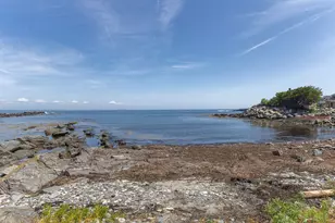 25 Peabbles Cove Rd, Cape Elizabeth, ME 04107 - Photo 2