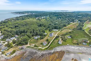 25 Peabbles Cove Rd, Cape Elizabeth, ME 04107 - Photo 8
