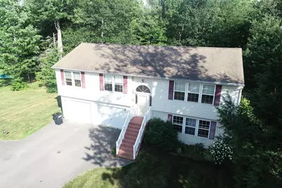 35 Hardwood Drive, Hermon, ME 04401 - Photo 2