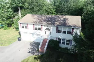 35 Hardwood Dr, Hermon, ME 04401 - Photo 2