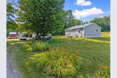 19 Schacht Lane, Gardiner, ME 04345 - Photo 2