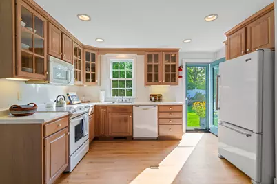 3 Church Street, Kennebunkport, ME 04046 - Photo 18