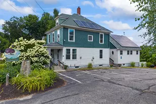 332 Water St, Hallowell, ME 04347 - Photo 4