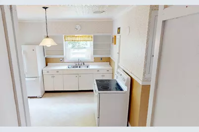 33 Center Street, Machias, ME 04654 - Photo 68