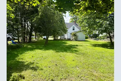 33 Center Street, Machias, ME 04654 - Photo 16
