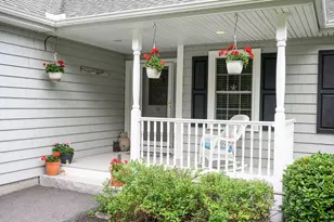44 Carriage Ln, Brunswick, ME 04011 - Photo 4